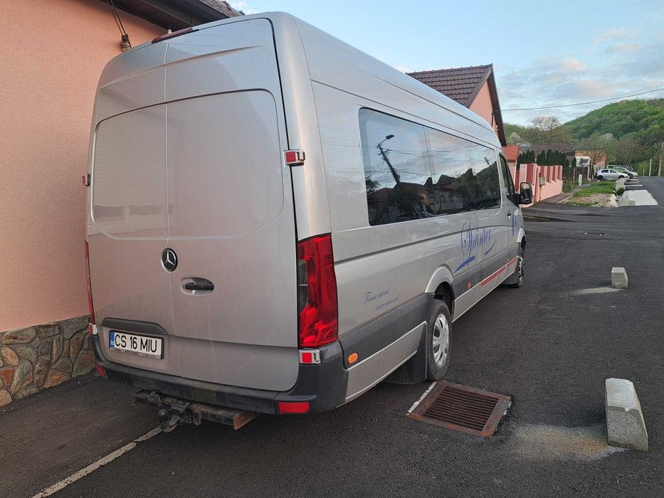 Vand Mercedes-Benz Sprinter 21+1 locuri