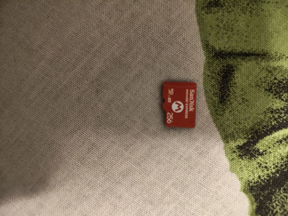 Vând Nintendo Switch 2