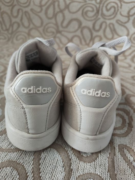 Кроссовки Adidas 38 размер