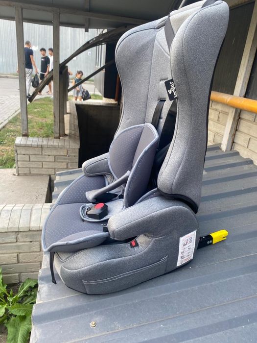Автокресло Lorelli с креплением Isofix (9-36кг вес ребенка)