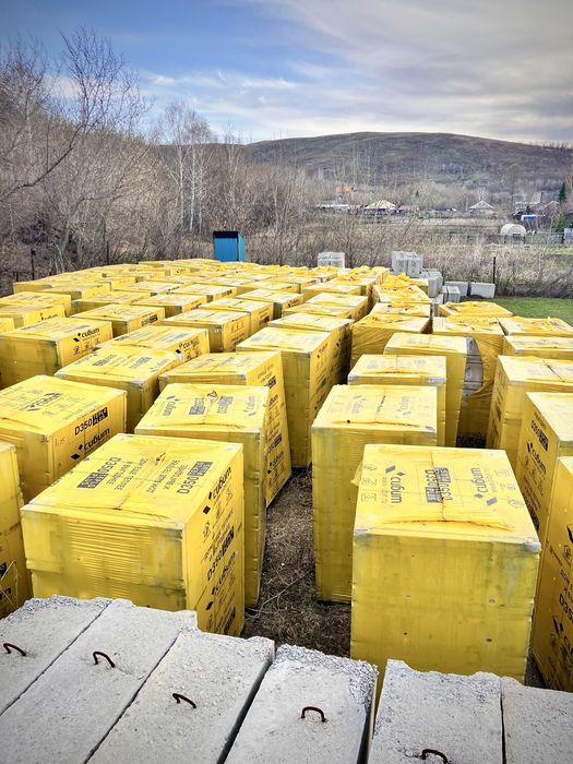 Участок 20 соток со стройматералами