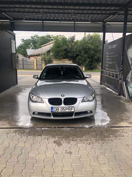 BMW 520i, e60  c
