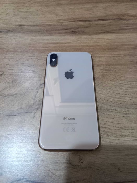 iPhone XS 64gb. Полный комплект