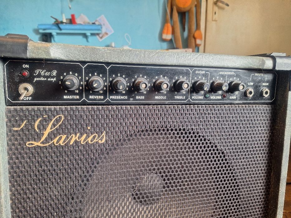 Усилвател за китара Dave Larios