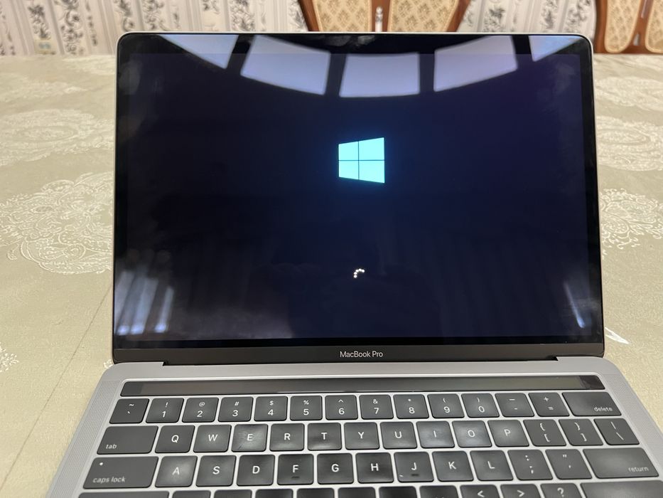 MacBook Pro 13-14 inch