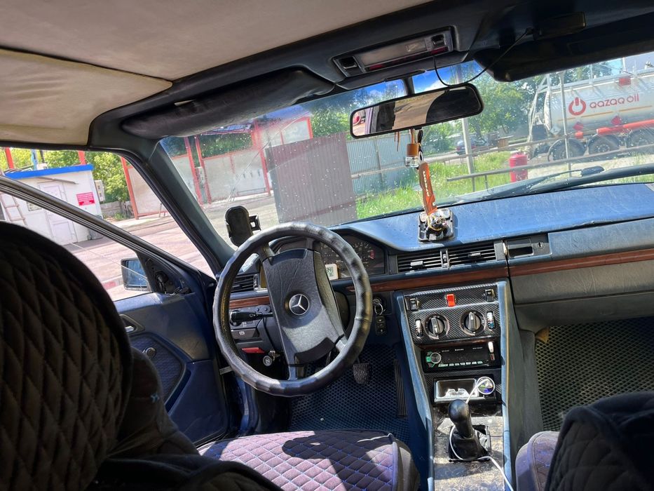 Продам Мерседес Е 200