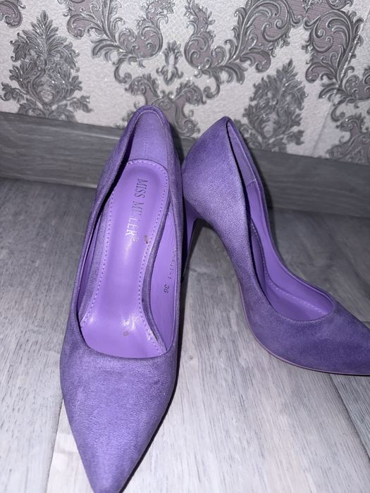 Привазные женские туфли