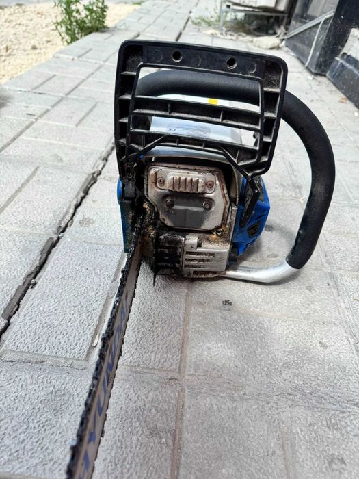 Бензинова резачка Hyundai HYC 4216, 1.8 к.с., 40 см