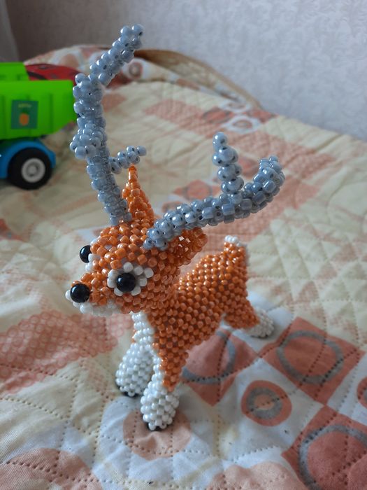 Игрушки из бисера , ручная работа