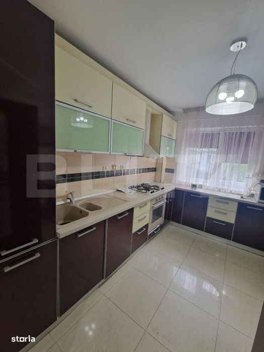 Apartament 3 camere, 69 mp, etaj 1, decomandat, zona Zamca