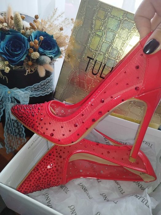 Pantofi stiletto rosii