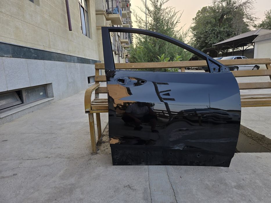 Treker 2 ga eshik ozgina chizilgan