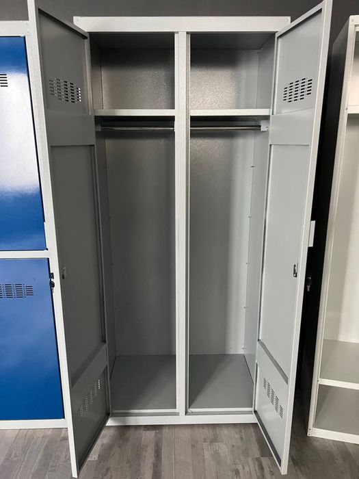 Металический шкаф для раздевалок Razdevalka shkaf