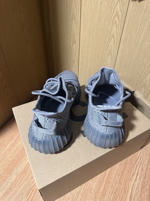 Adidas Yeezy Boost 350 V2