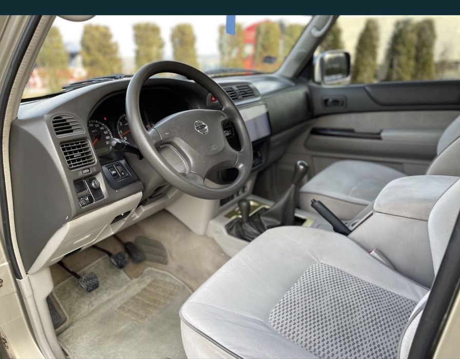 Nissan Patrol y61 SAFARI- Unicat ! 4500 benzina!/ SCHIMB