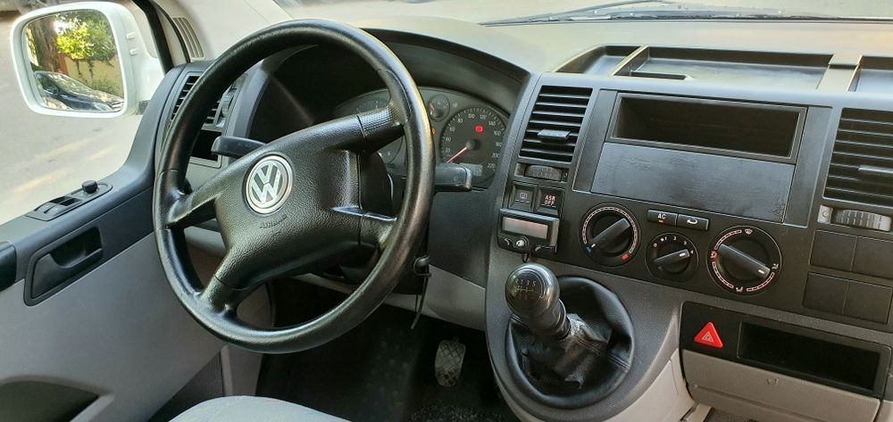 Volkswagen Transporter T5 1.9 tdi, 102 ,clima, 6 locuri , dublacabina, mixt