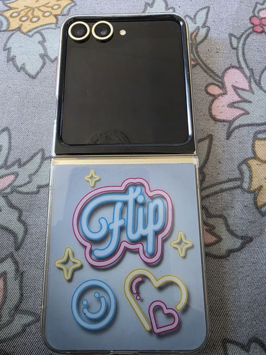 Vănd telefon Samsung Flip Z6
