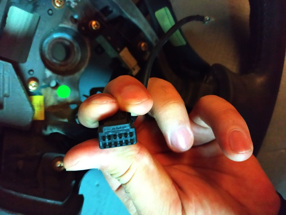 Мульти руль, кнопки с левой стороны камри SE 35