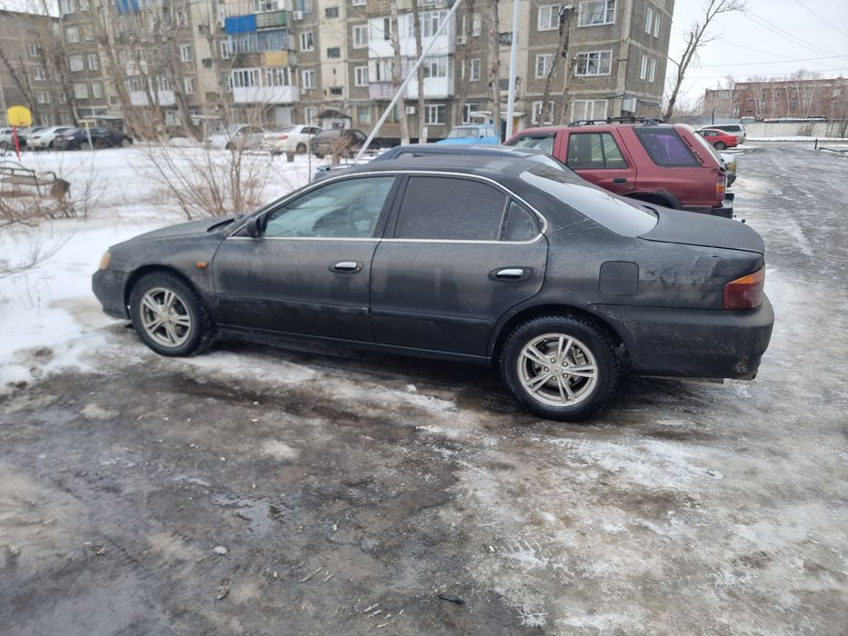 Продам хонда инспаер 1999год