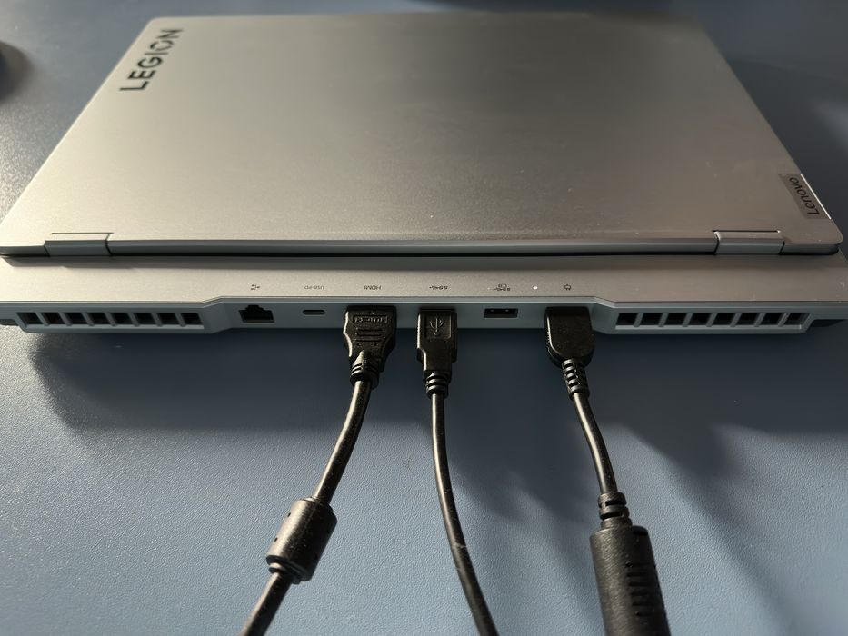 Laptop Lenovo Legion 5 - i5 - 12500H, RTX 3060-6Gb, 32 Gb Ram, 512 SSD
