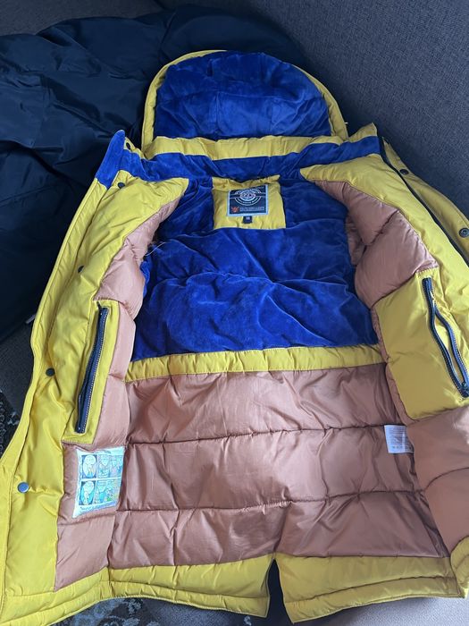 Продам куртку на мальчика