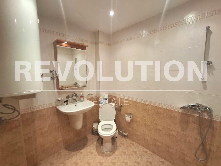 Дава се под наем Тристаен апартамент в Варна, ВИНС - 74 кв.м за 558.45 € - Снимка #6