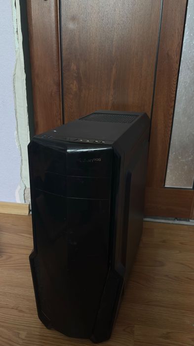 Гейминг компютър RX 580 / Ryzen / 16GB RAM