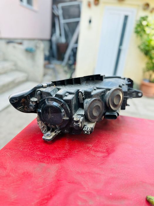 Vand far Stanga VW Passat Cc