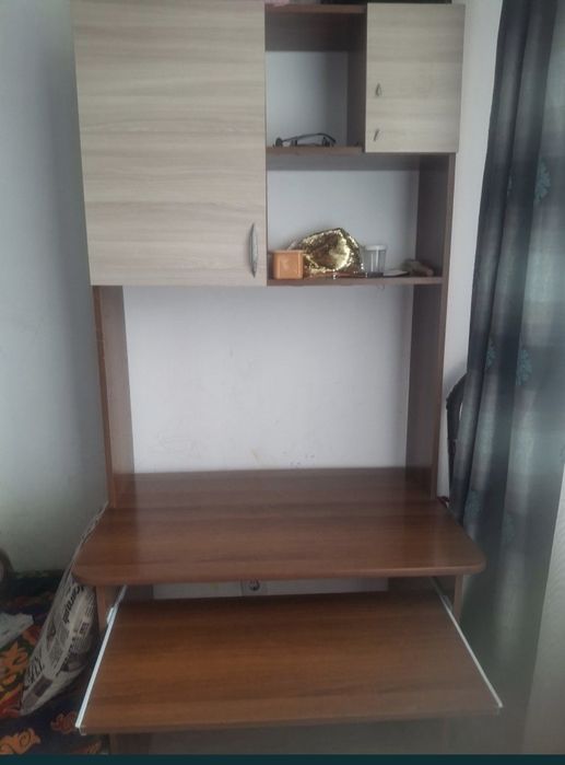 Срочно продам шкаф за 5000т