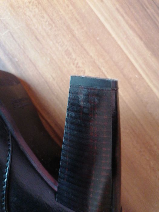 Cisme scurte din piele, mărimea 37