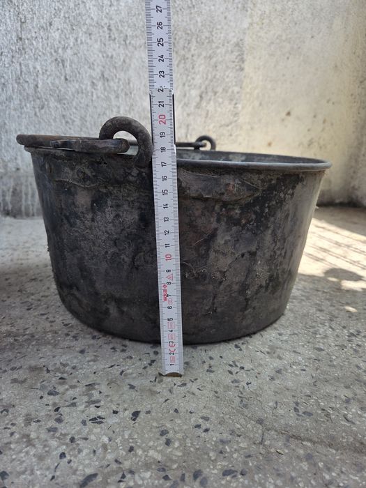 Медни менци и меден леген