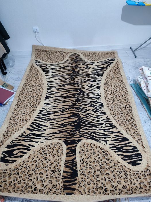 Леопардовый ковер