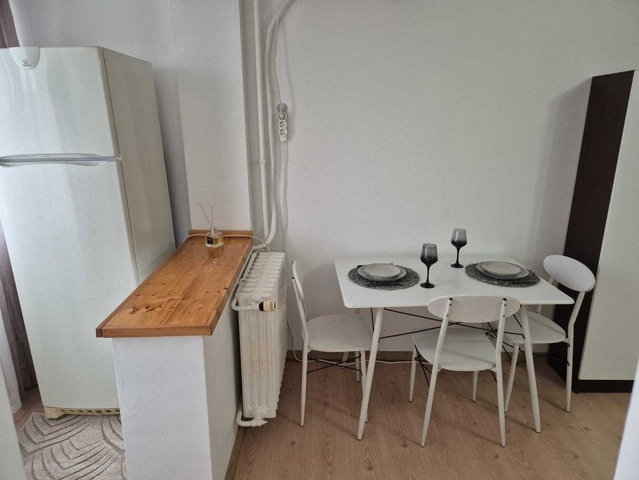 Proprietar închiriez garsonieră – Metrou Dristor 2, etaj 8/10