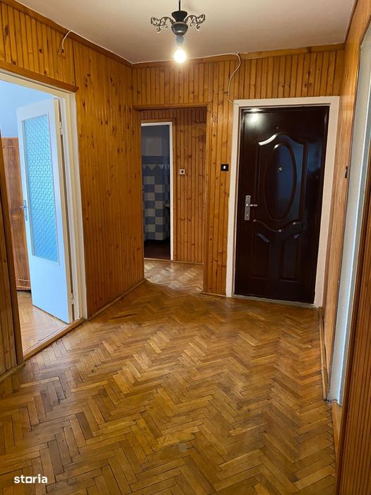 Apartament 4 camere,cu parcare, Calea Victoriei/TURDA