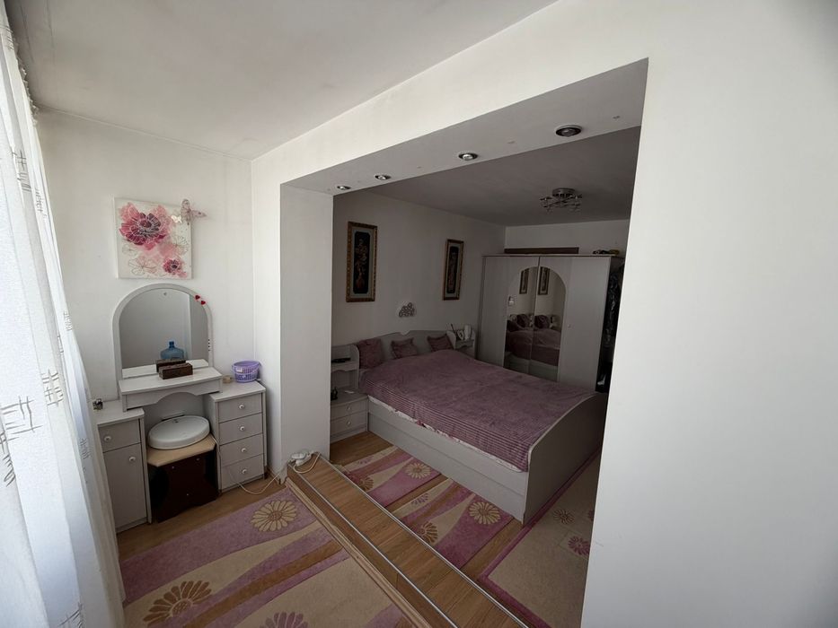 Apartament 4 camere decomandat 98 mp Berceni