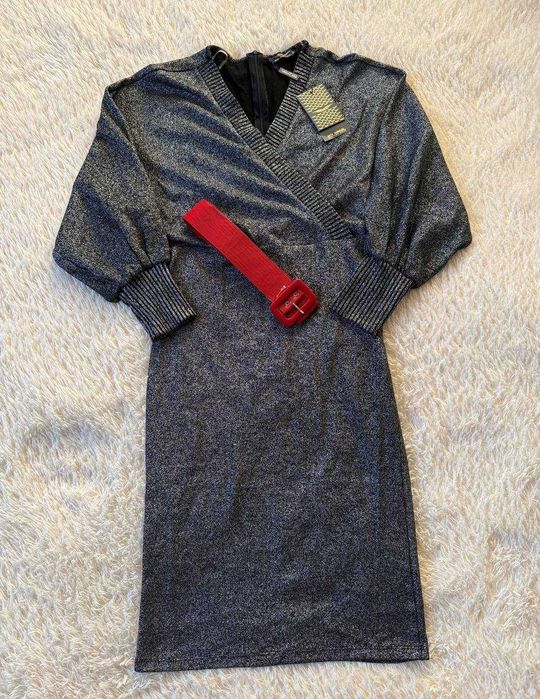 Новое платье с отливом серебра 46-48р.