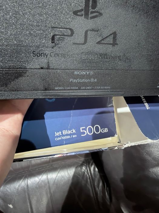 Play Station 4 500G C кутия ( Boxed)