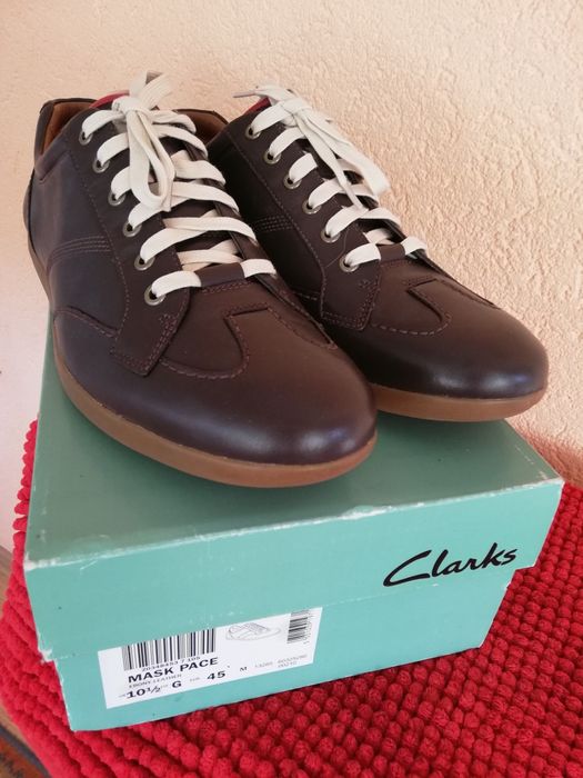 Pantofi noi Clarks nr 45 piele naturala