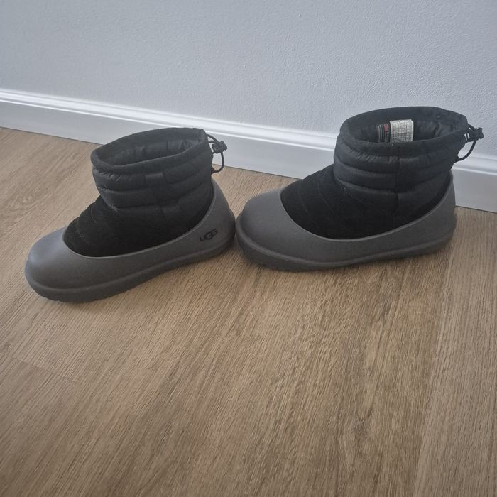 Ghete UGG mărimea 40