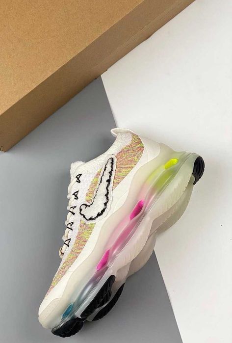Нови мъжки маратонки Nike Scorpion rainbow налични 43 и 44