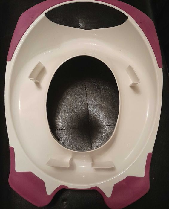 Детска седалка за тоалетна чиния - анатомична приставка  HippoFarm