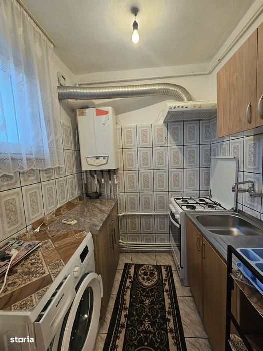 Apartament 2 camere, Ștefănești,poziție frumoasă!Mutare imediată!