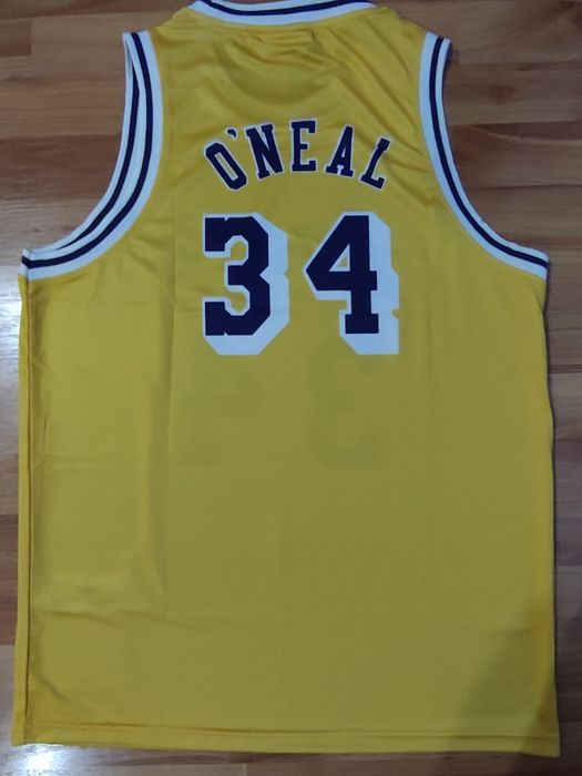 Баскетболни потници ретро на La Lakers.