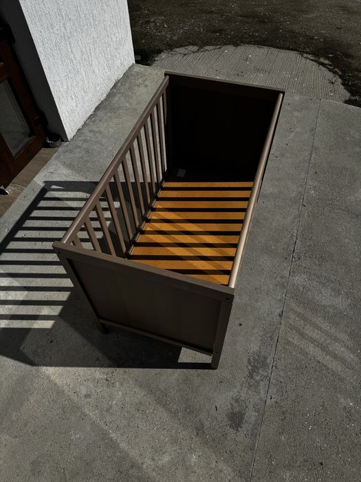 Patut Ikea Sundvik + saltea noua cadou
