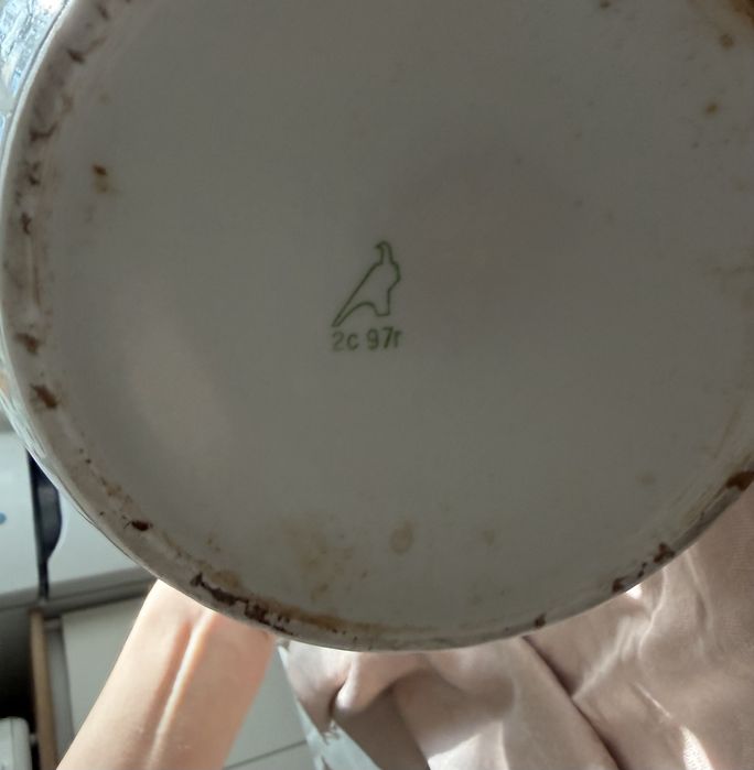 Продам фарфоровый чайник и вазу