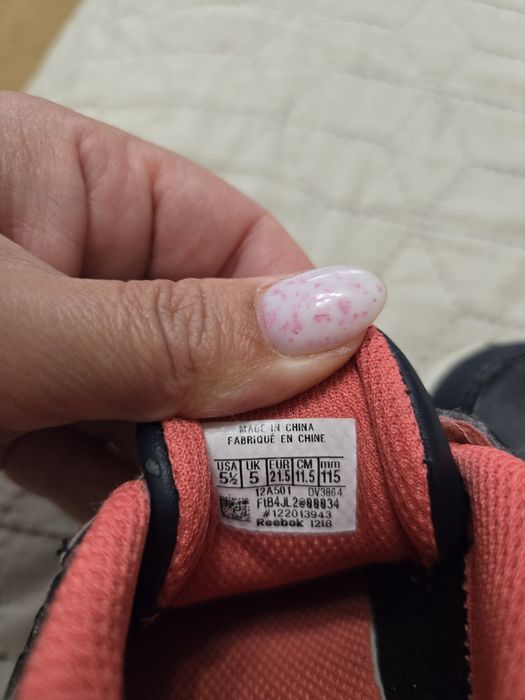 Маратонки за момиче размер 21, 21,5 и 22