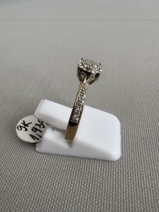 Inel din aur si diamante