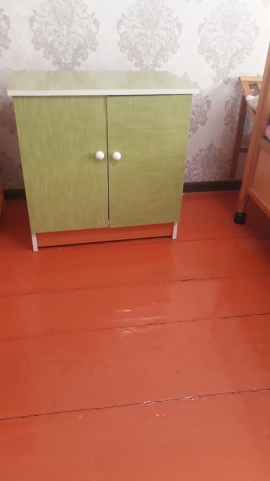 Продаю  шифоньер