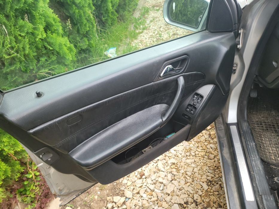 W203 2.2цди на части/w203 2.2cdi na chasti