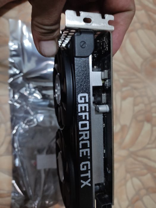 Видеокарта GTX1650